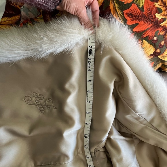 Kaufmann’s blush mink coat with blush fox trim - Picture 11 of 11